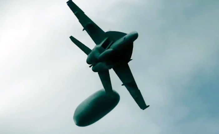 Tic Tac UFO “Dogfighting” with Cmdr. David&nbsp;Fravor